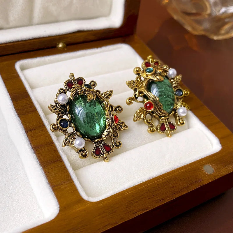 Elegant Vintage Women Classic Resin Stone Earrings Ear Clips Fashion Retro Palace Lady Party Banquet Jewelry Ear Rings