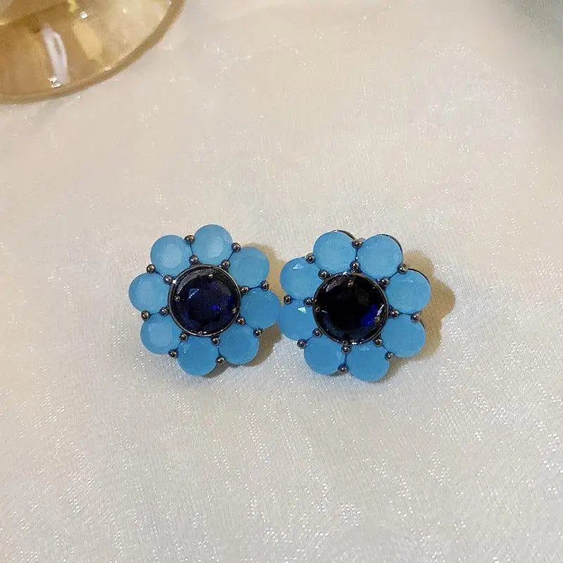 Elegant Vintage Women Classic Resin Stone Earrings Ear Clips Fashion Retro Palace Lady Party Banquet Jewelry Ear Rings