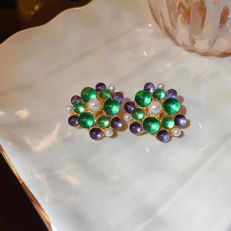 Elegant Vintage Women Classic Resin Stone Earrings Ear Clips Fashion Retro Palace Lady Party Banquet Jewelry Ear Rings